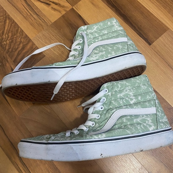 Men’s High Top Vans - Picture 3 of 8